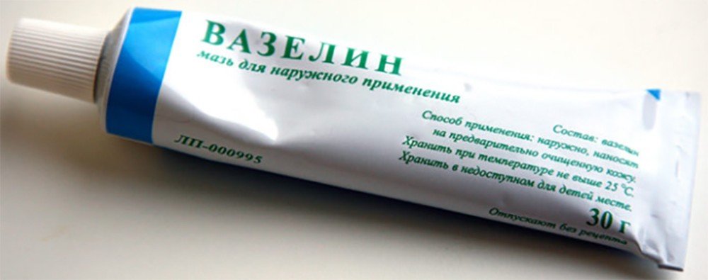 Вазелин: 10 неожиданных способов использования для красоты, о которых вы не знали!